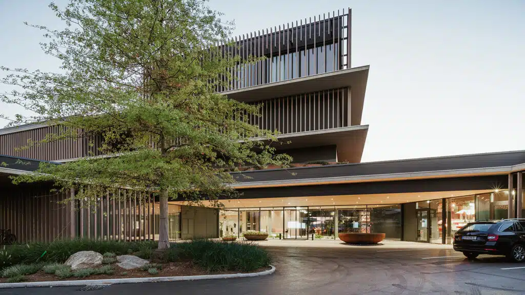 ph-loxone-campus-aussen-02-gros-1024x576